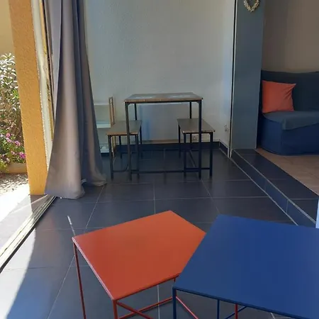 Avec Jardin, Vue Sur étang , Proximité Ayguades * Gruissan
